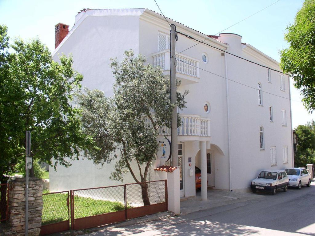 Apartments Paloma Blanca Медулин Экстерьер фото
