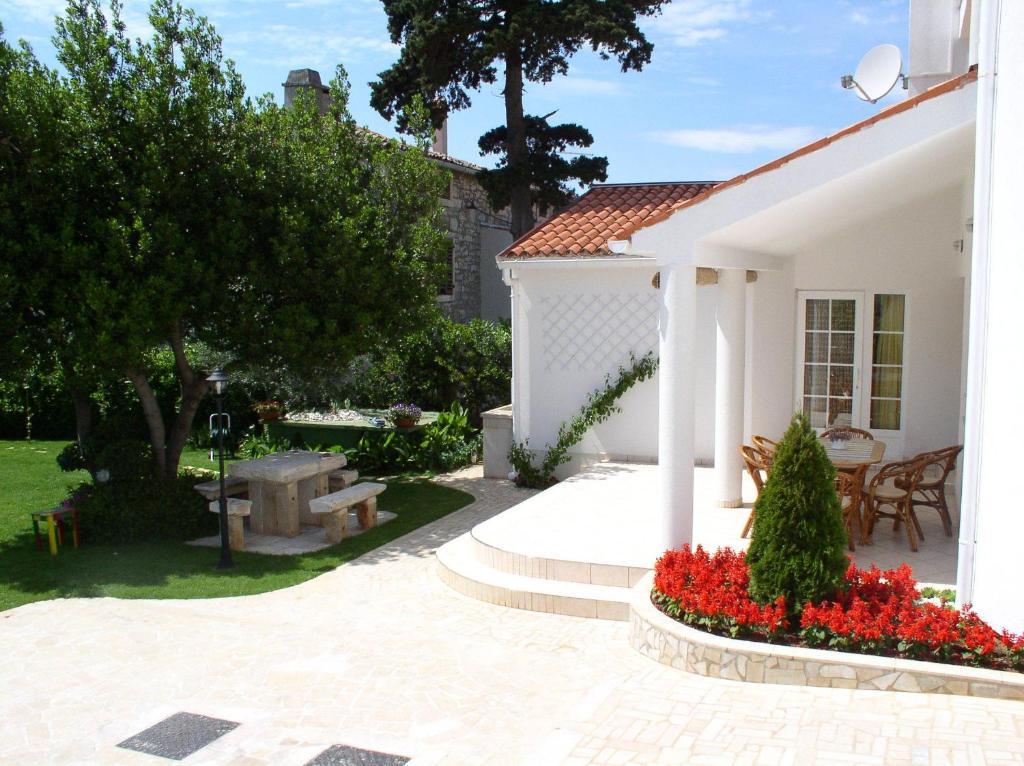 Apartments Paloma Blanca Медулин Экстерьер фото